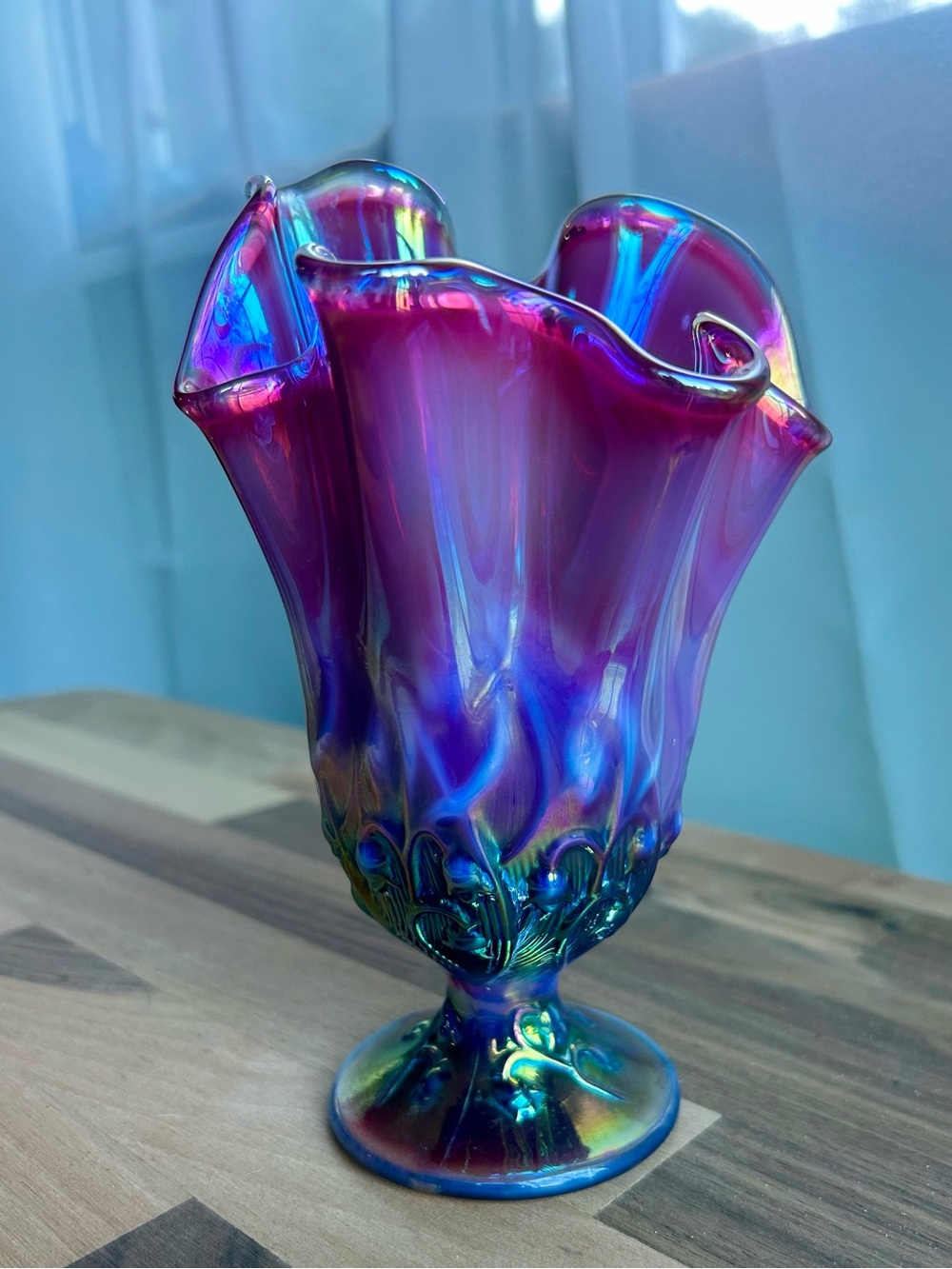 Fenton Plum Opalescent Lily of the Valley Handkerchief Vase Carnival Glass 7”